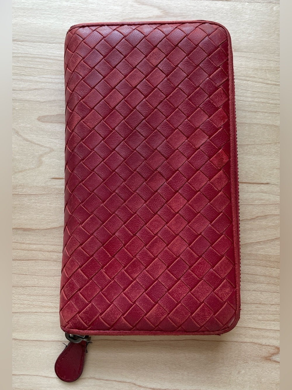BOTTEGA VENETA // Woven Zip-Around continental Leather Wallet in Crimson Red